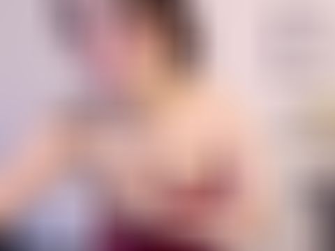 roro25 webcam profile - Canadian